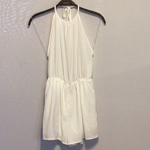 UK3LA white halter romper size xs